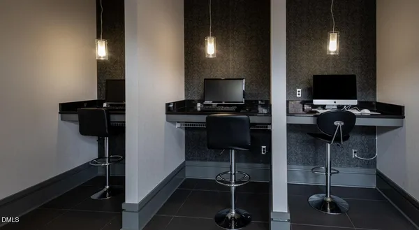 $1,624 | 200 Perkins Drive, Unit D1, Chapel Hill, NC 27514