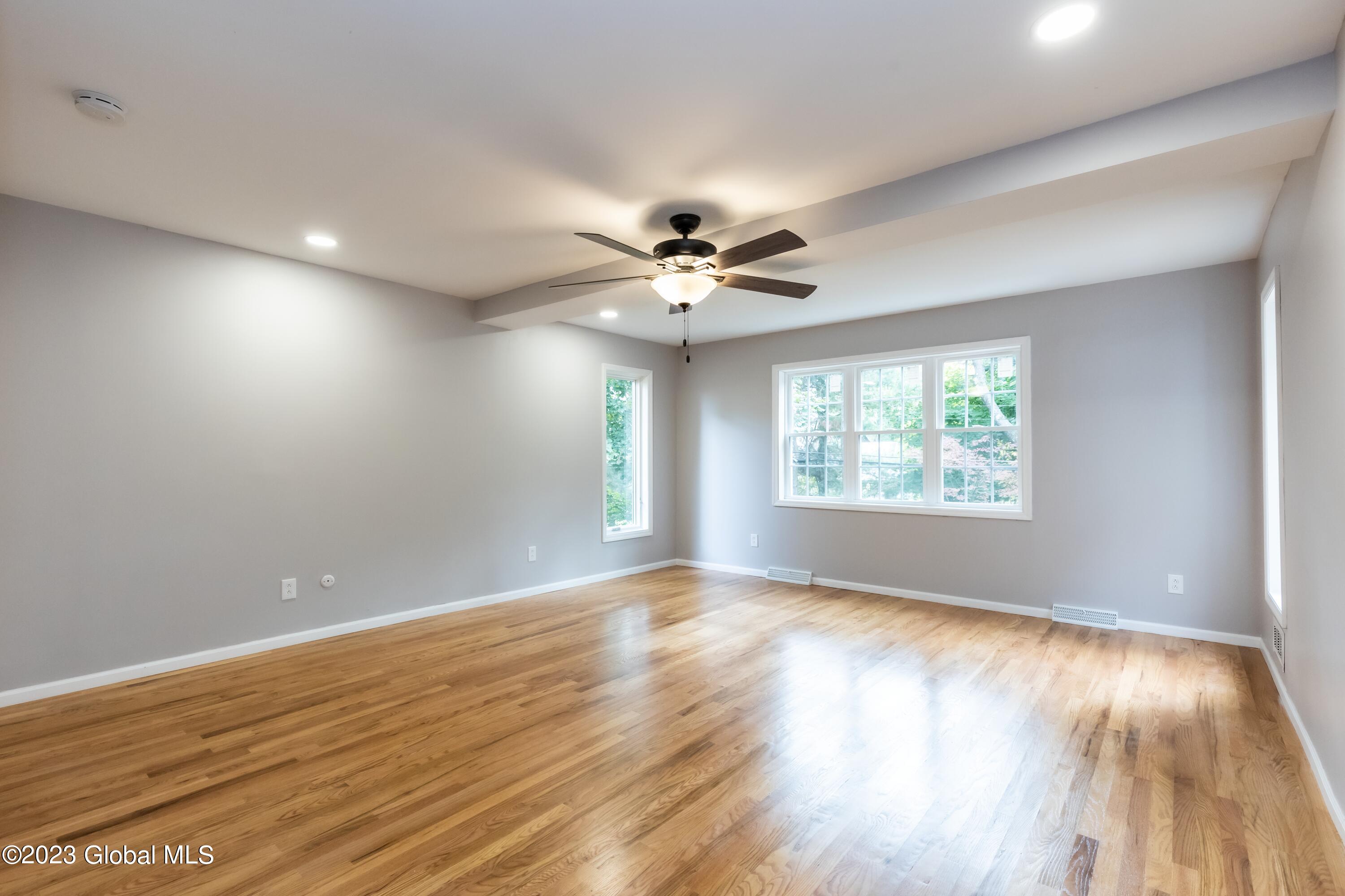 39 Aspinwall Road Colonie, NY 12211 - Photo 54 of 82 39 Aspinwall_51