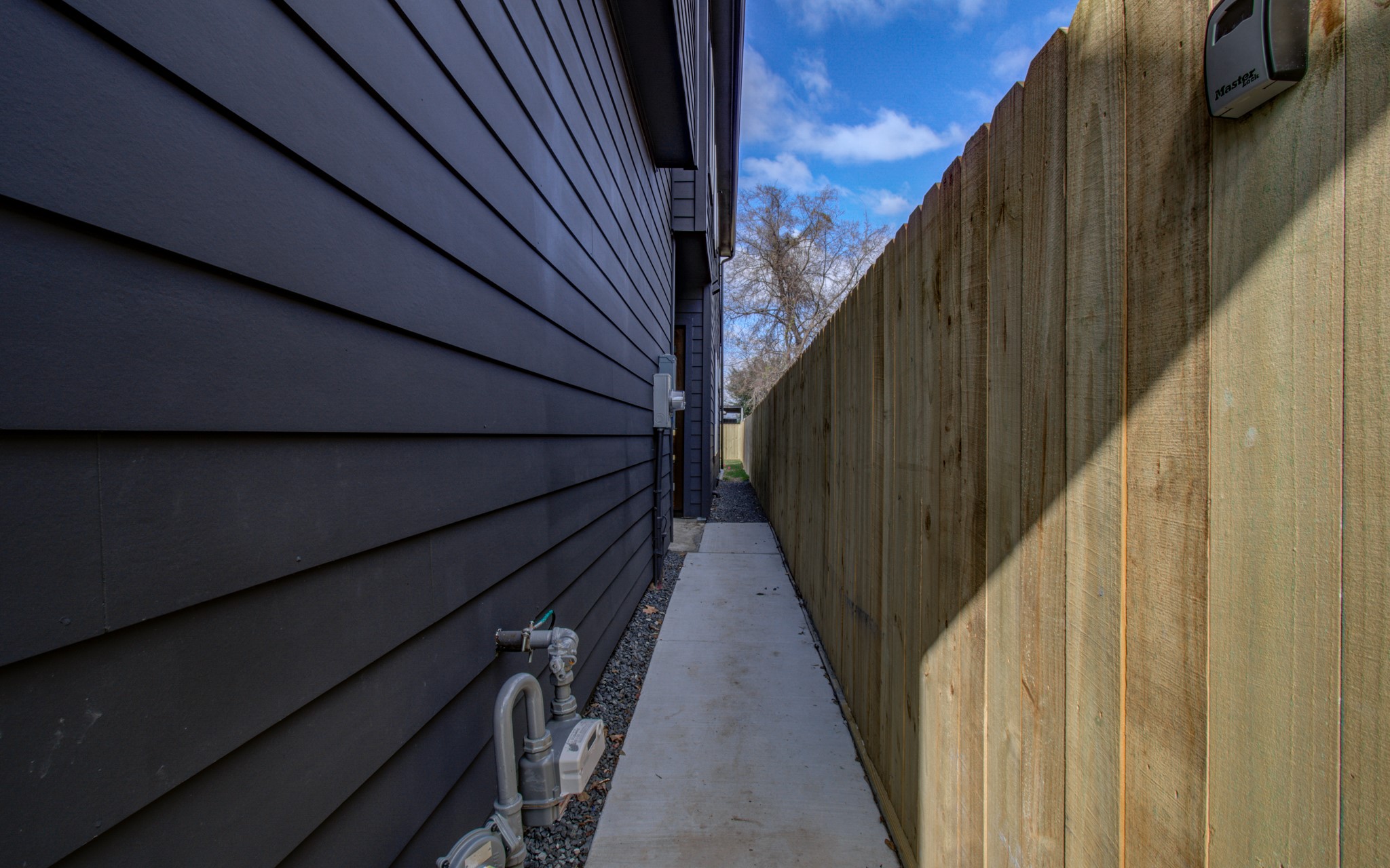 4425 Providence Street Houston, TX 77020 - Photo 2 of 40 a view of balcony with wooden wall