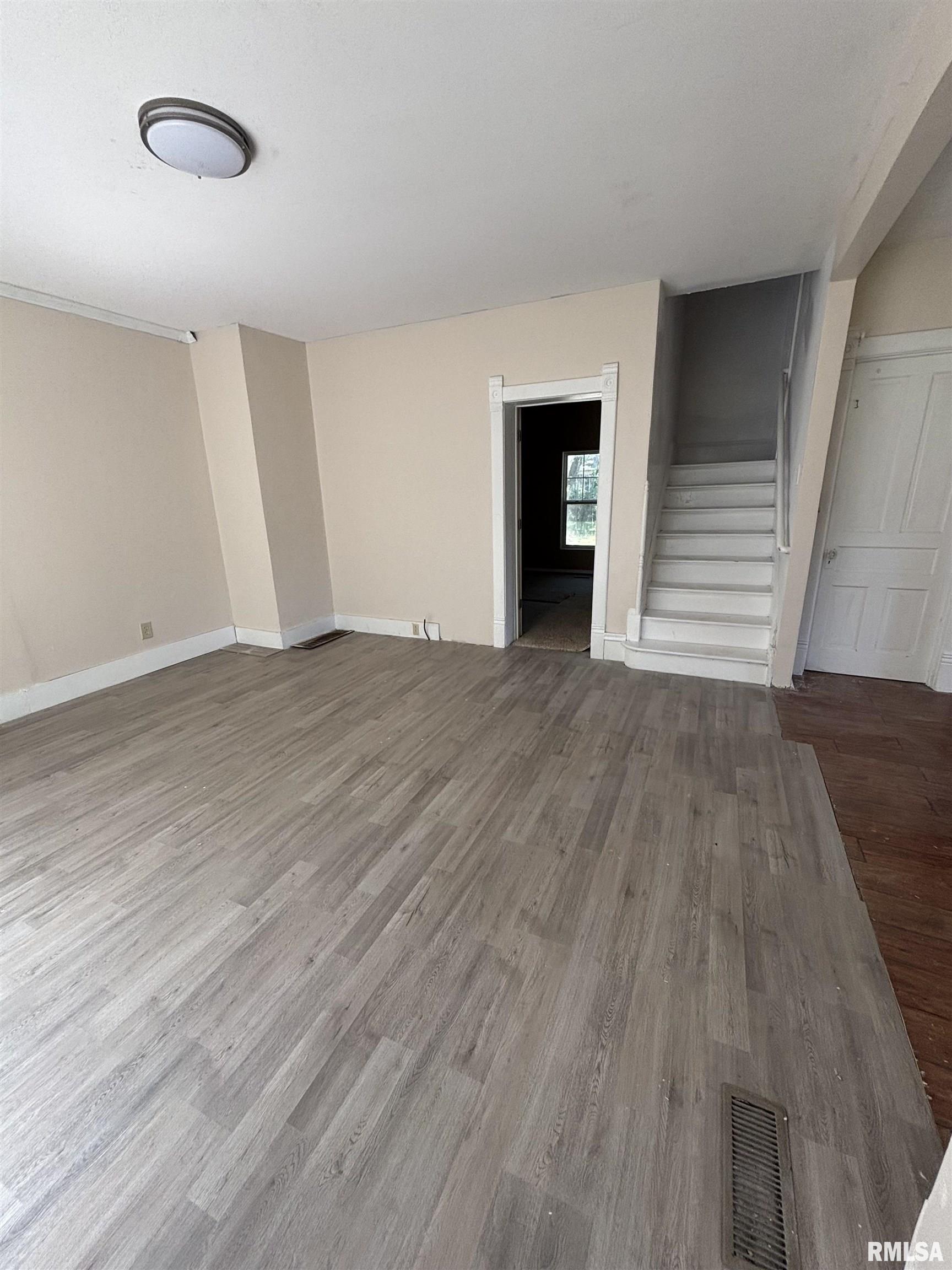 295 West Barnes Street Bushnell, IL 61422 - Photo 47 of 96