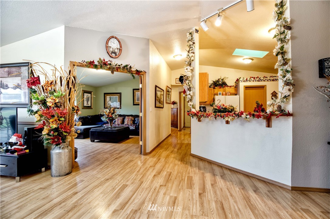 430 Bunker Creek Road Chehalis, WA 98532 - Photo 23 of 30 a view of living room and dining room