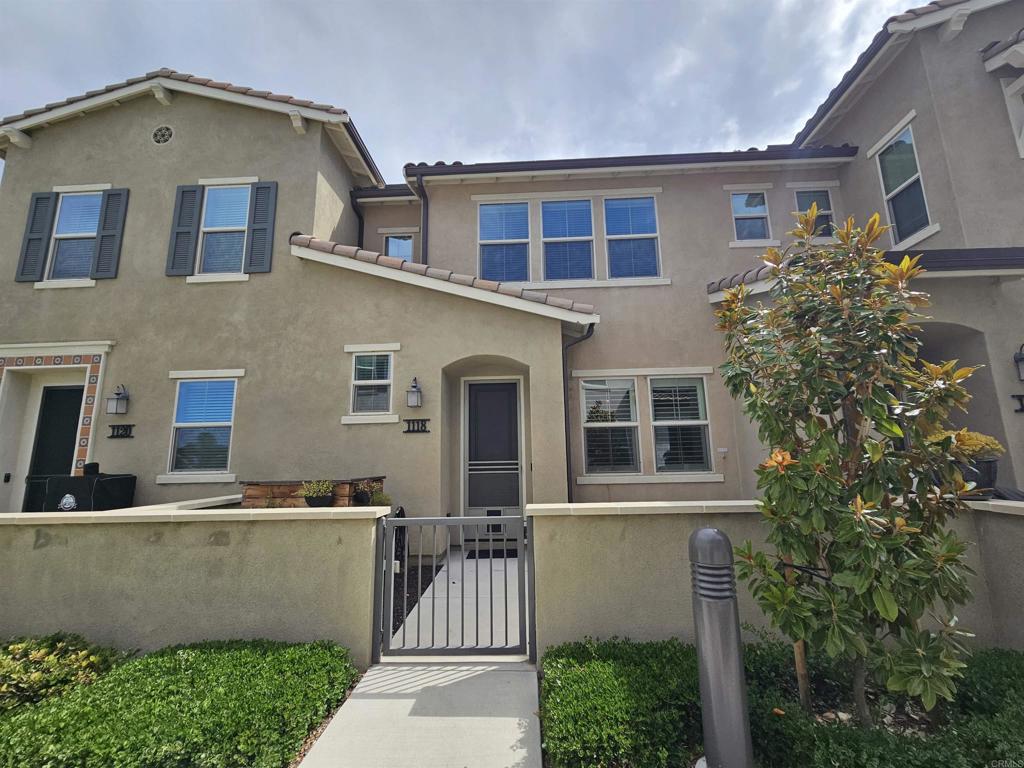 1118 Delpy View Point Vista, CA 92084 - Photo 3 of 19