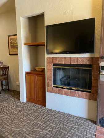 $1,950 | 50680 Santa Rosa Plaza, Unit 7, La Quinta, CA 92253