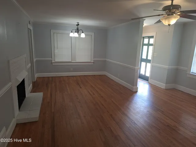 $1,300 | 612 South Oak Street, Greenville, NC 27858