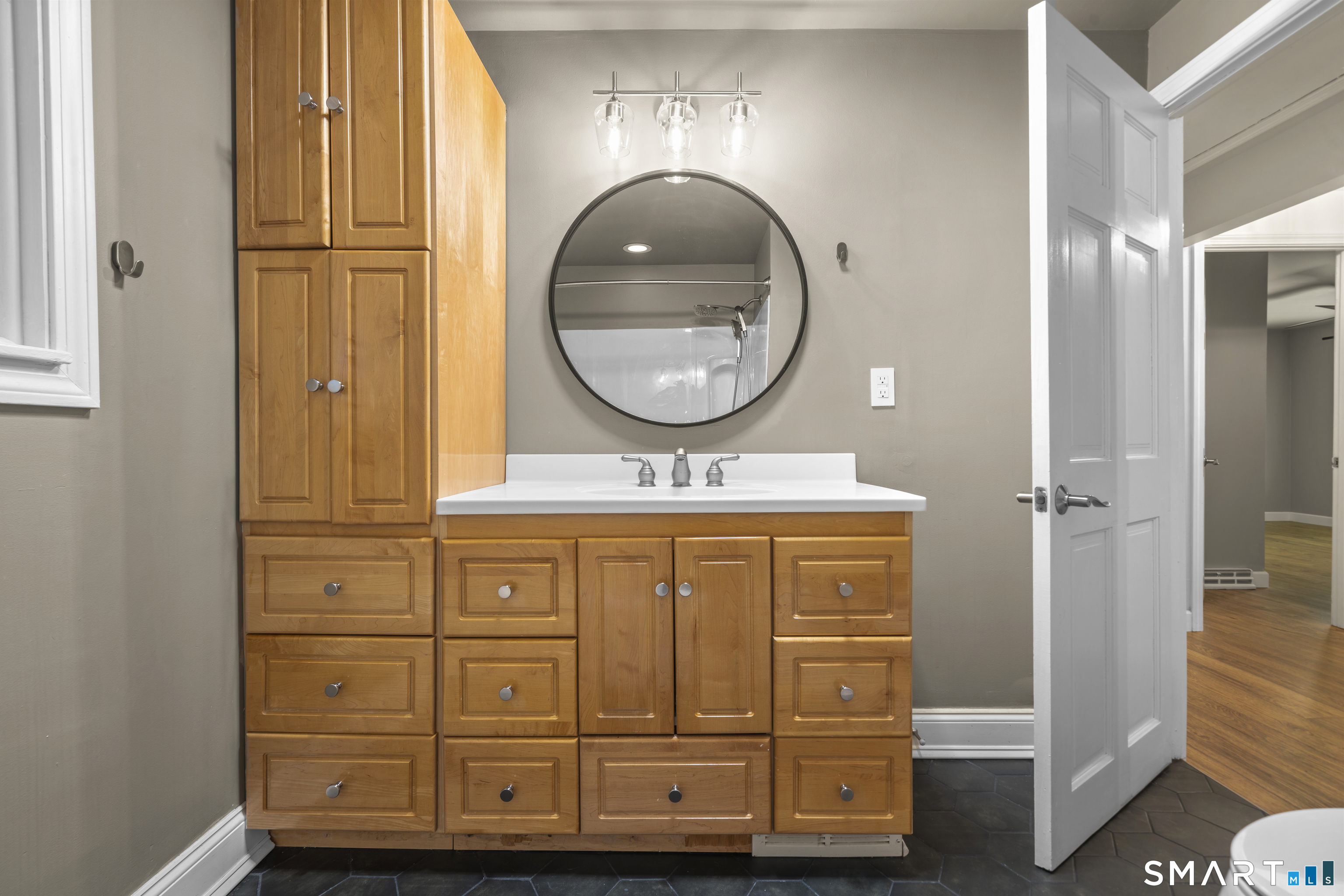 45 Edwards Road Bethany, CT 06524 - Photo 17 of 38 Gallery Image 17