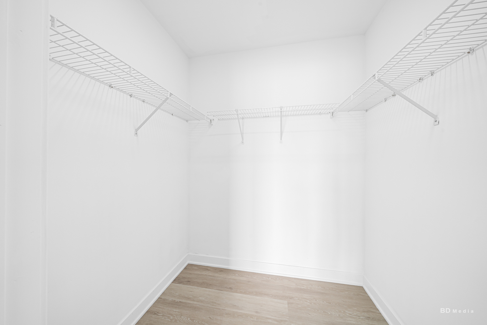 7422 Terrace Drive Justice, IL 60458 - Photo 18 of 23 a view of a room with racks on the wall