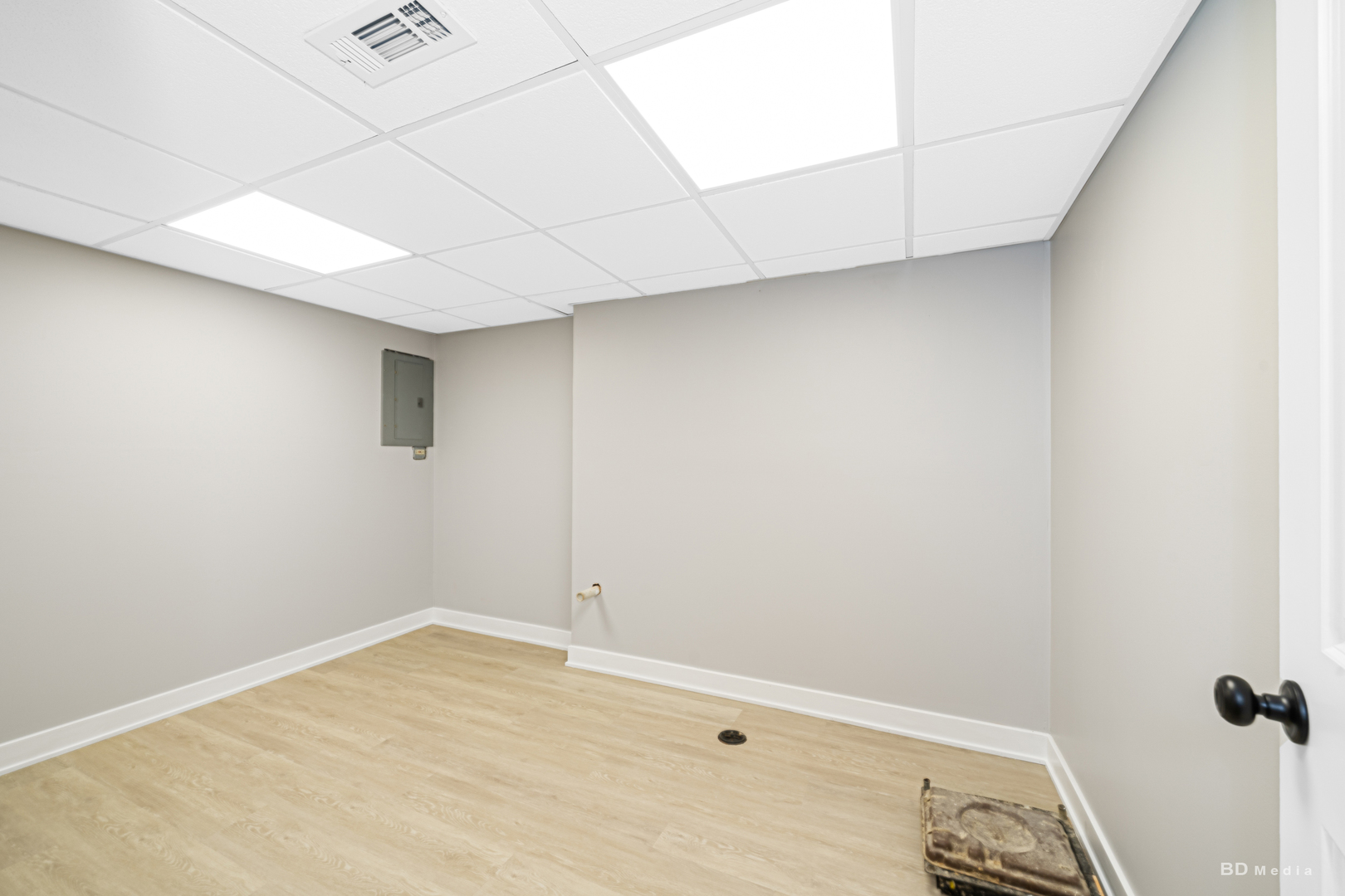 7422 Terrace Drive Justice, IL 60458 - Photo 22 of 23 a view of small space