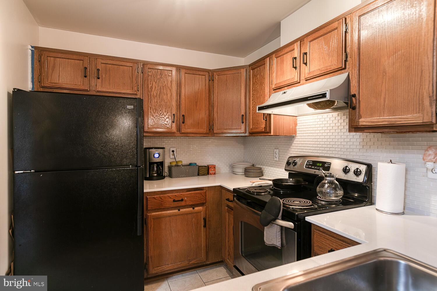 7806 Harrowgate Circle Springfield, VA 22152 - Photo 15 of 26