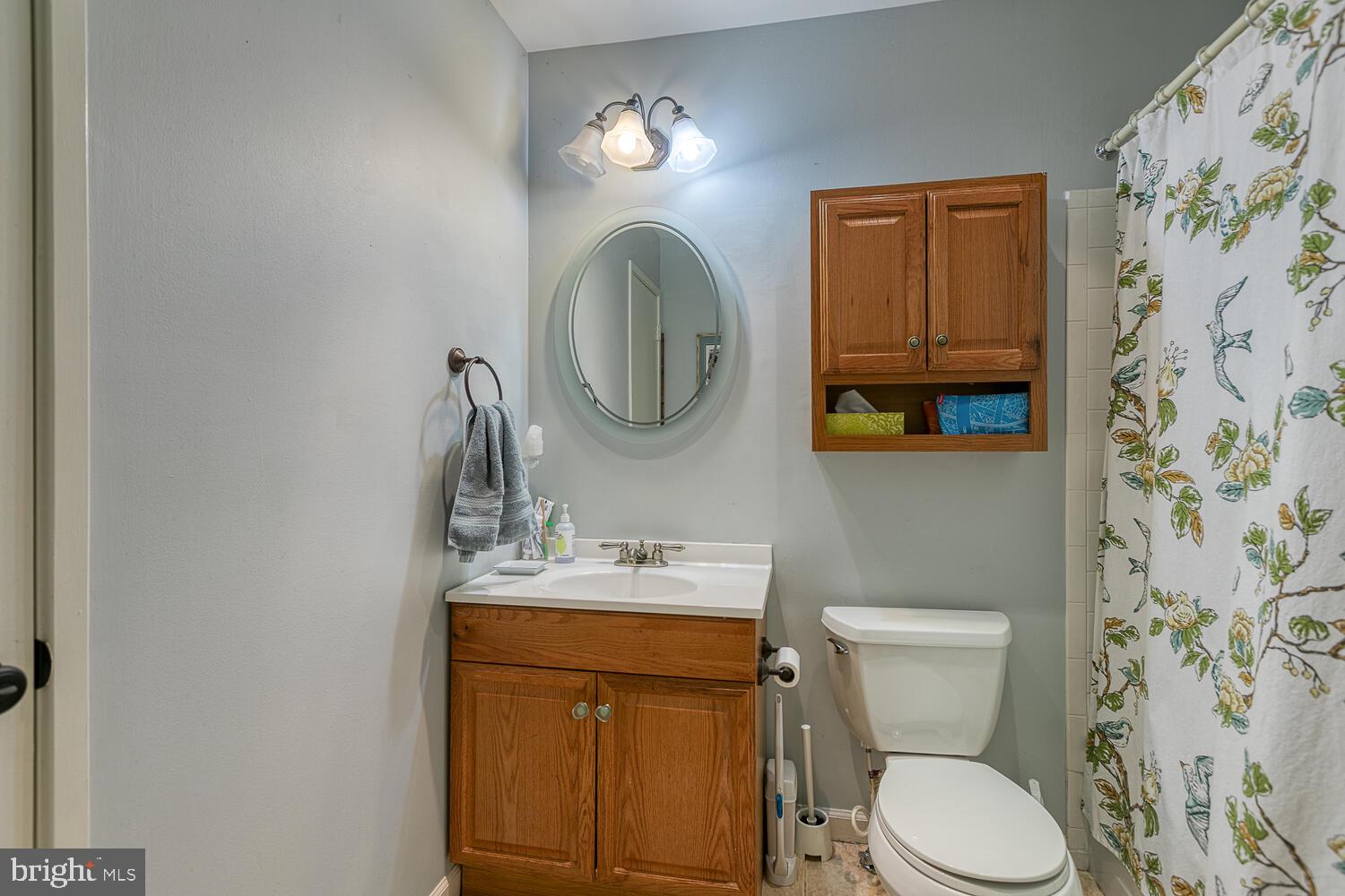 7806 Harrowgate Circle Springfield, VA 22152 - Photo 23 of 26