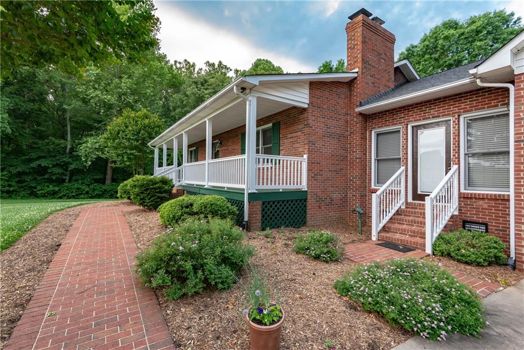 5585 Startown Road Newton, NC 28658 - Photo 2 of 35