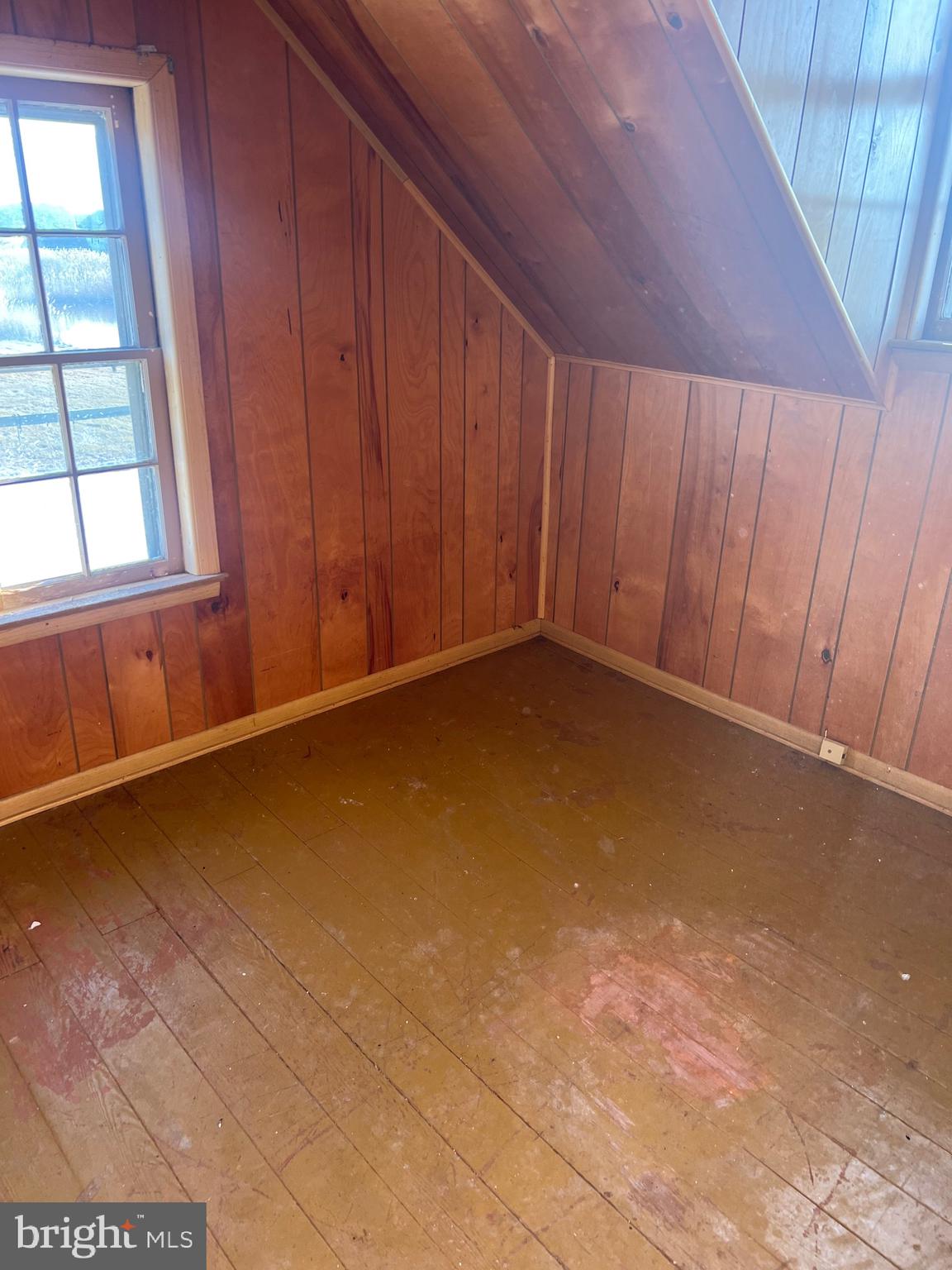 2736 Toddville Road Toddville, MD 21672 - Photo 25 of 44 an empty room with windows