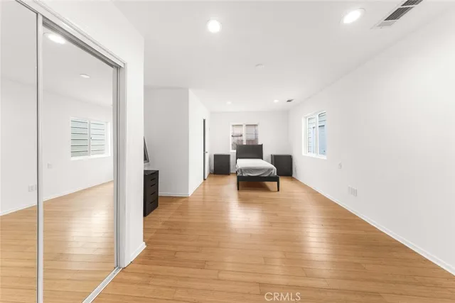 $5,500 | 12329 Burton Street, North Hollywood, CA 91605