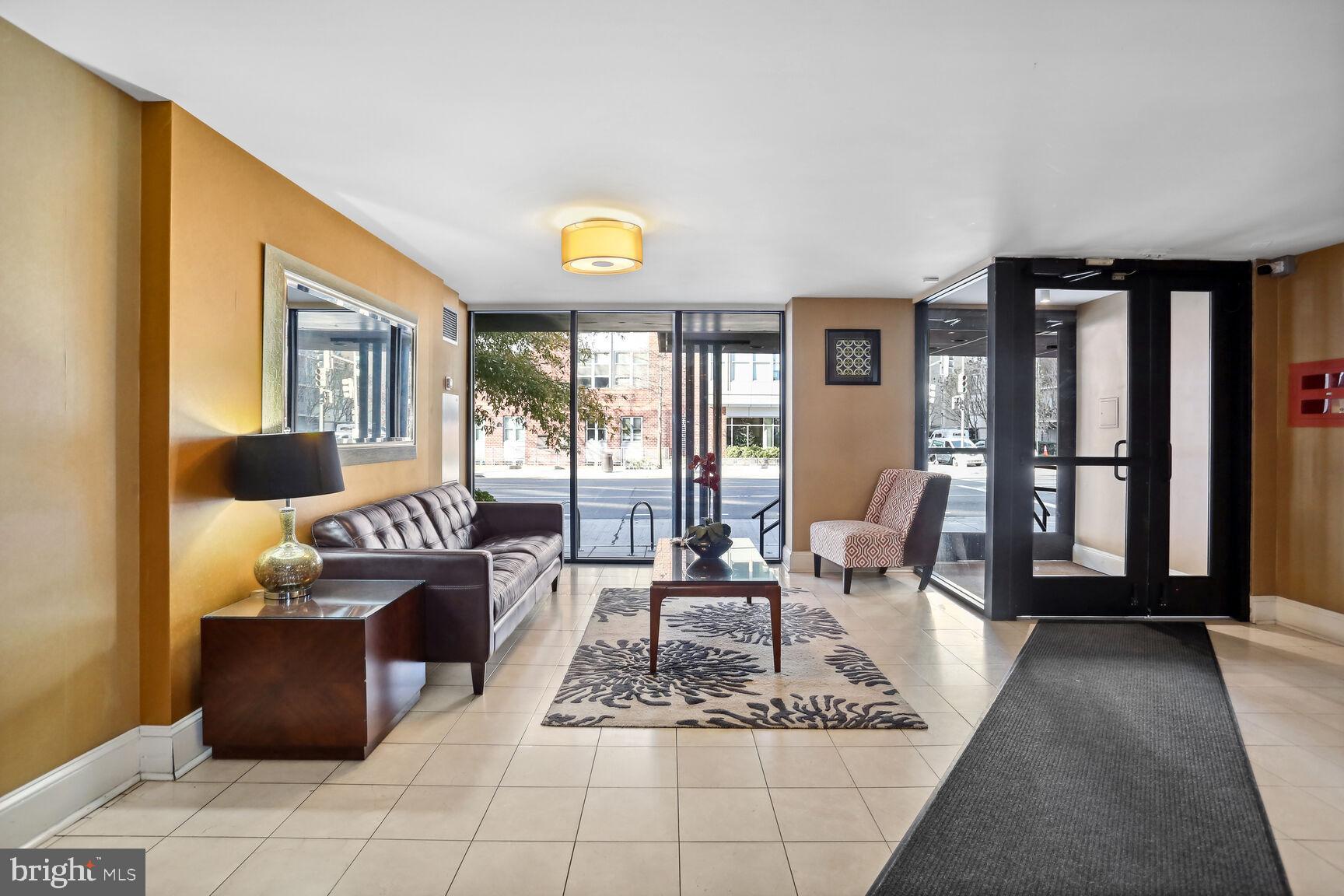 1245 13th Street Northwest, Unit 606 Washington, DC 20005 - Photo 23 of 33 a living room with furniture