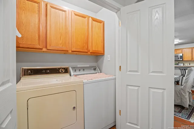 $425,000 | 253 Hickory, La Vernia, TX 78121