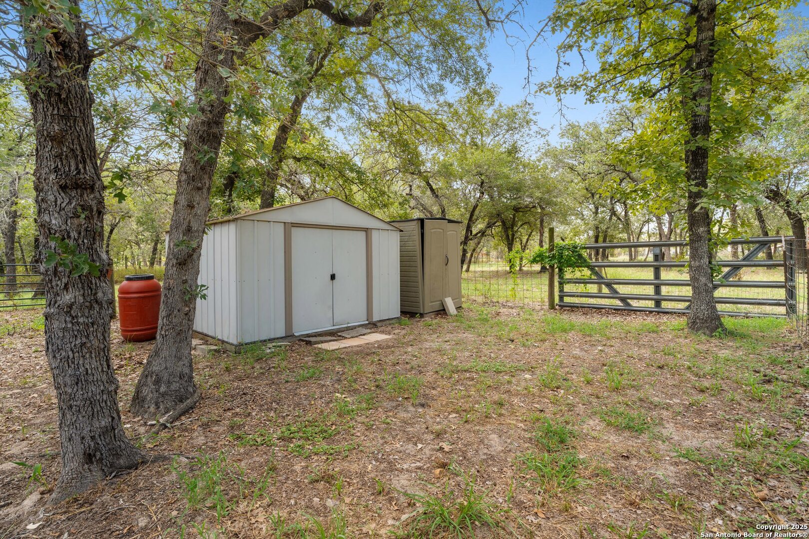 253 Hickory La Vernia, TX 78121 - Photo 29 of 40
