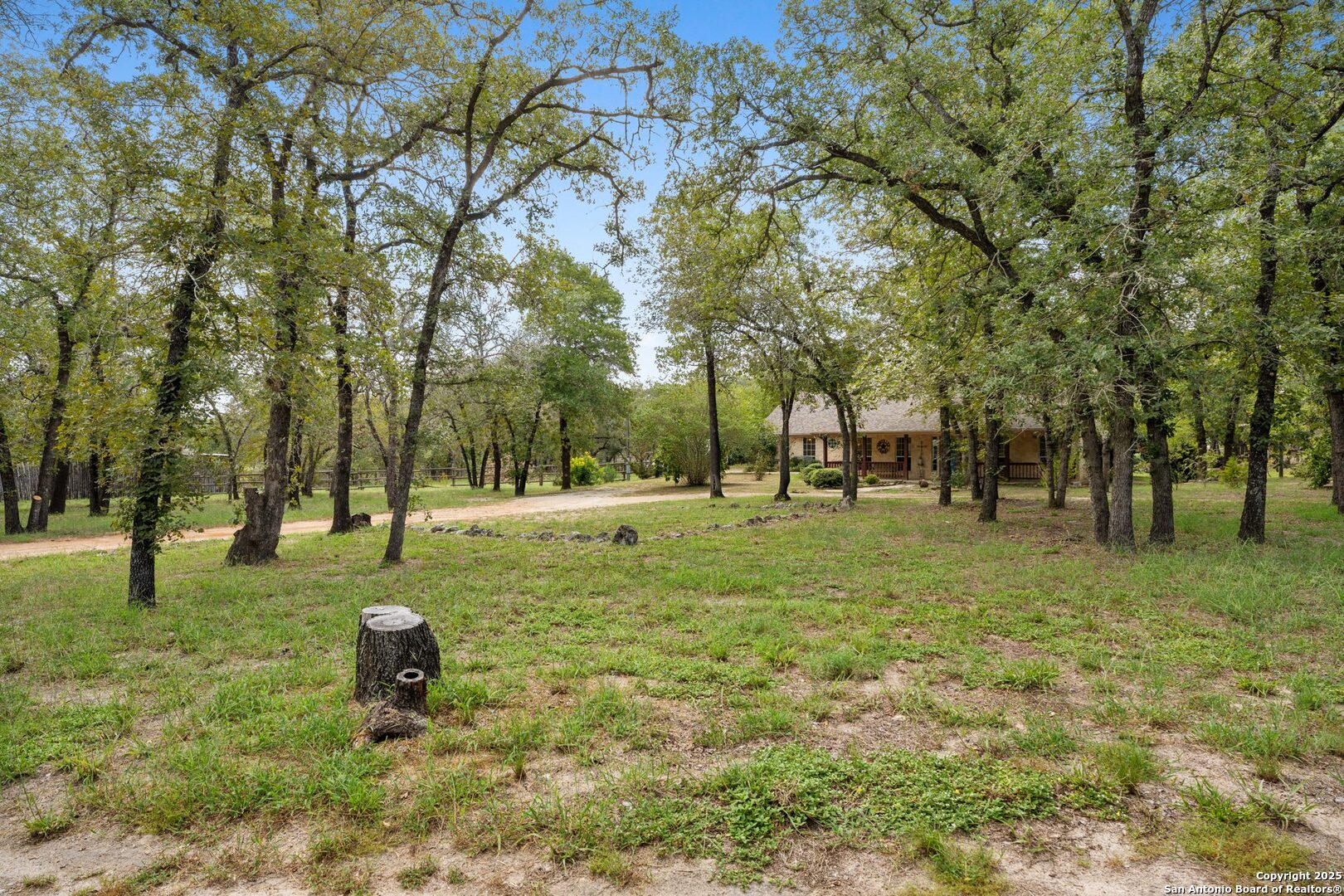 253 Hickory La Vernia, TX 78121 - Photo 32 of 40