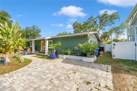 $550,000 | 263 42nd Avenue Northeast, St. Petersburg, FL 33703