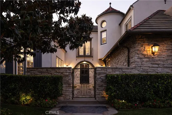 $5,700,000 | 23 Cervantes, Newport Beach, CA 92660