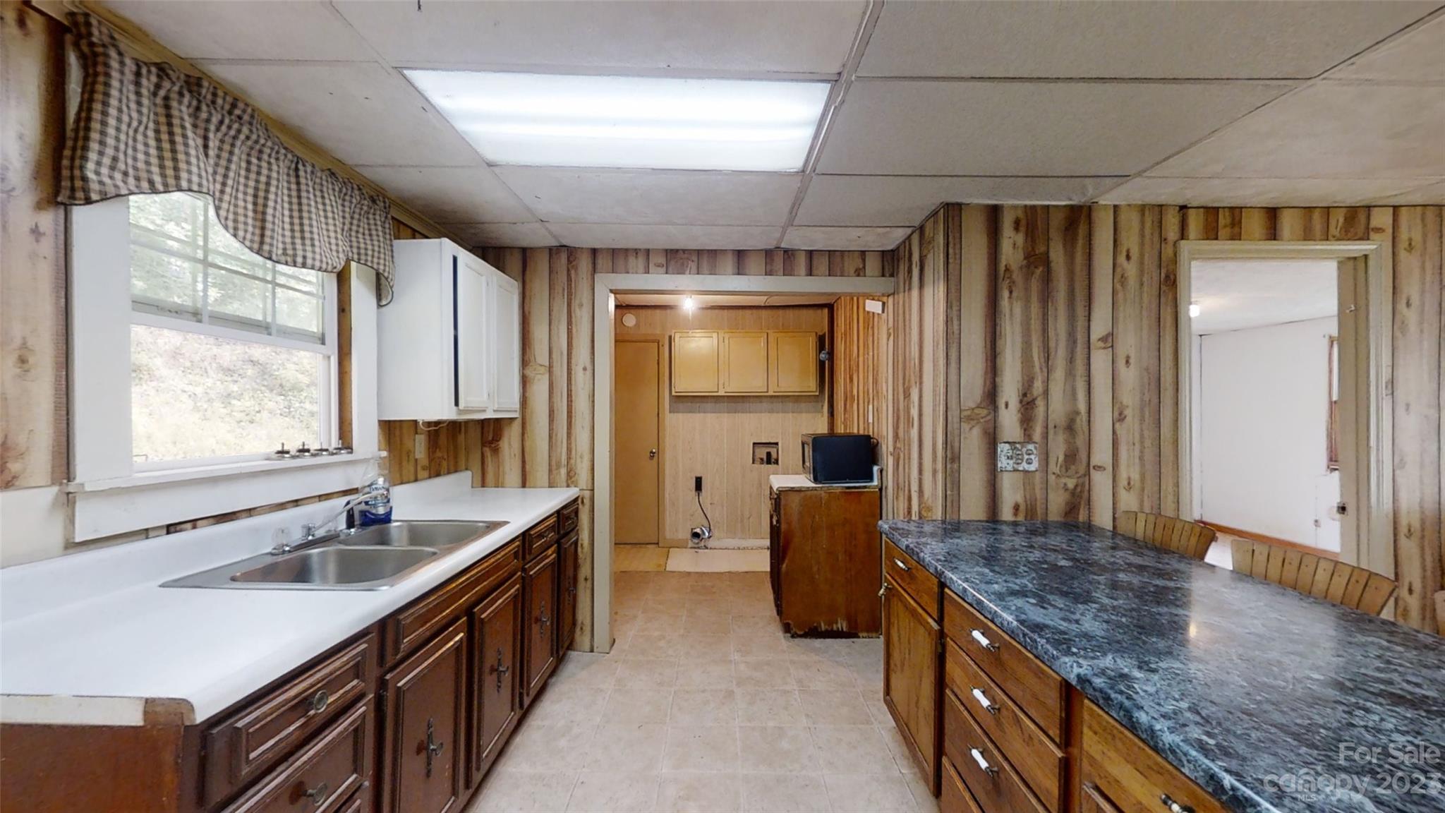 70 Laurel Branch Road Marshall, NC 28753 - Photo 16 of 42 Gallery Image 16