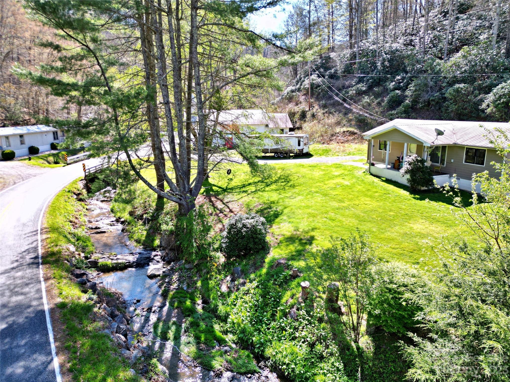 70 Laurel Branch Road Marshall, NC 28753 - Photo 31 of 42 Gallery Image 31