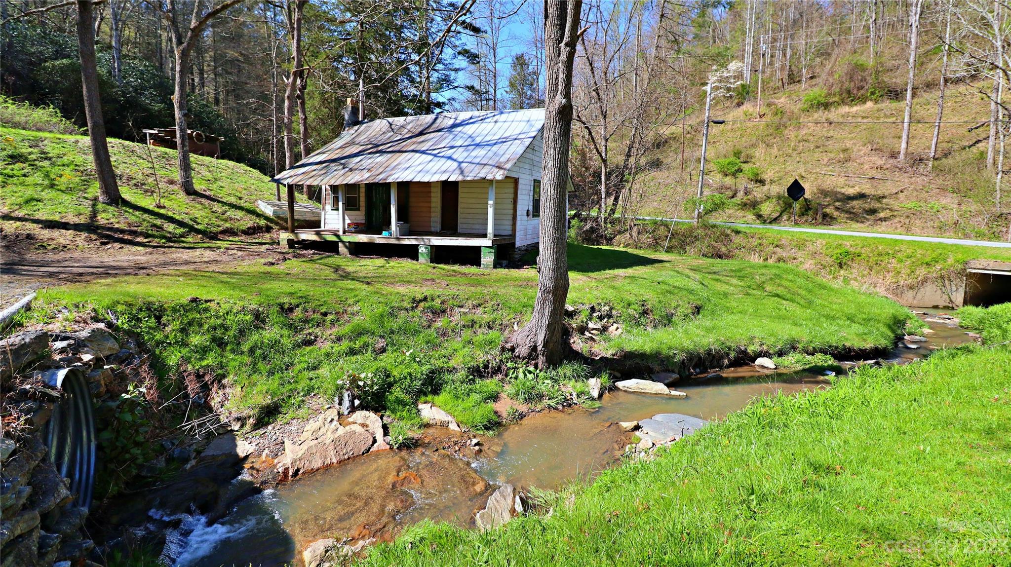 70 Laurel Branch Road Marshall, NC 28753 - Photo 37 of 42 Gallery Image 37