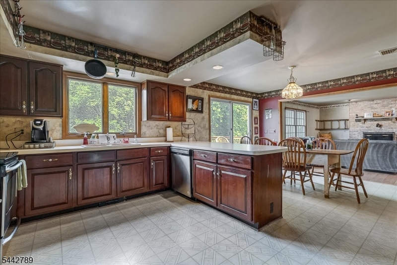 183 School House Road Oak Ridge, NJ 07438 - Photo 15 of 36