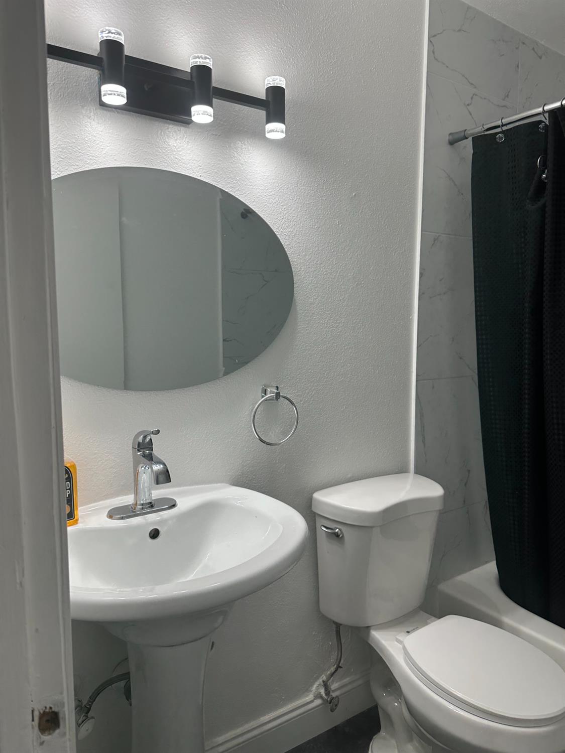 420 East Bianchi Road, Unit 4 Stockton, CA 95207 - Photo 3 of 4