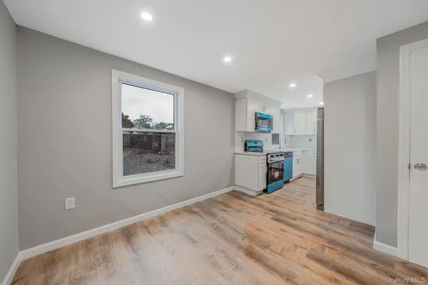 $499,999 | 28 Dale Avenue, Riverhead, NY 11901