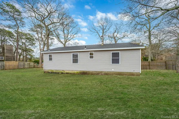 $499,999 | 28 Dale Avenue, Riverhead, NY 11901