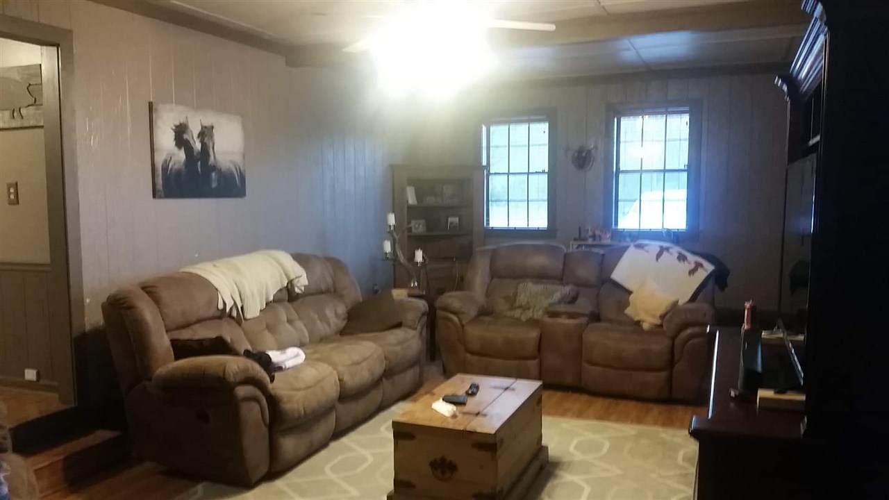 355 Reaves Road Middleton, TN 38052 - Photo 3 of 6 Gallery Image 3