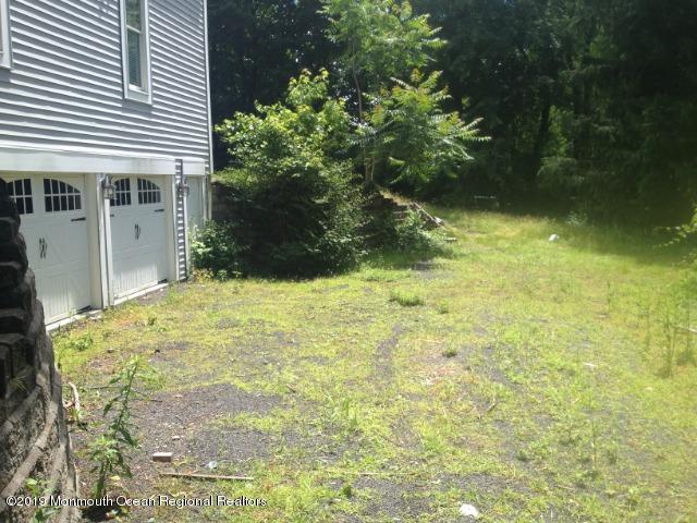 574 E Road Belford, NJ 07718 - Photo 6 of 19 Back Yard 2