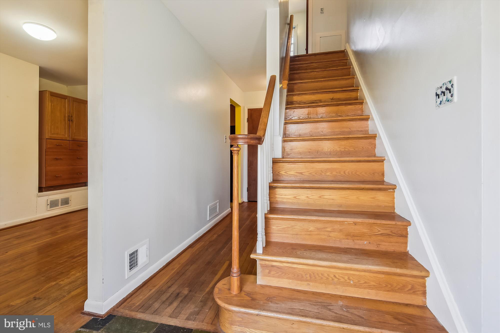 9589 Meetze Road Midland, VA 22728 - Photo 28 of 54 Foyer