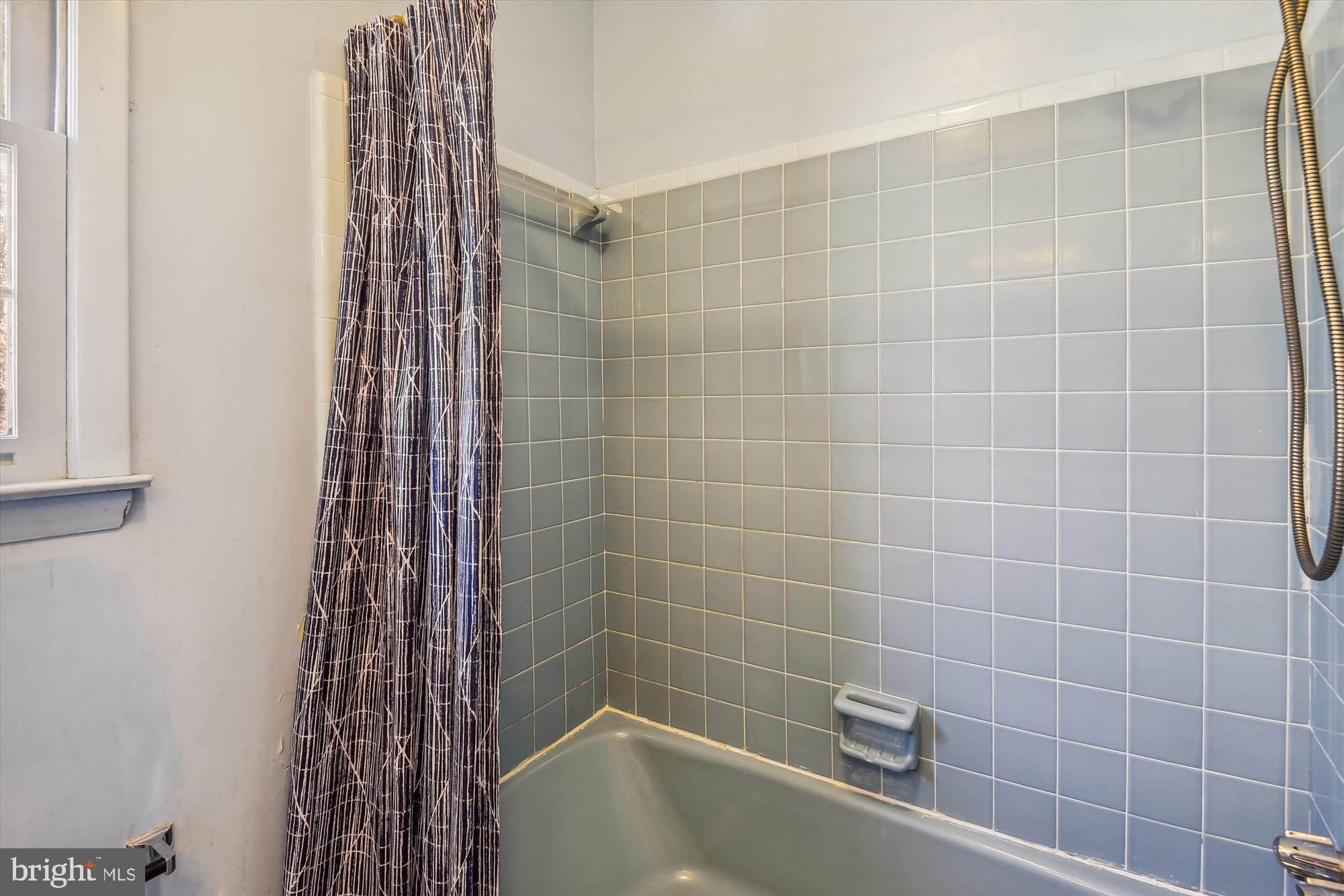 9589 Meetze Road Midland, VA 22728 - Photo 36 of 54 Upper Level Bath