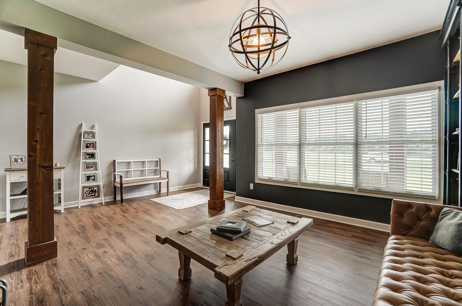 5181 Carters Corner Road Sunbury, OH 43074 - Photo 10 of 74 Living Room