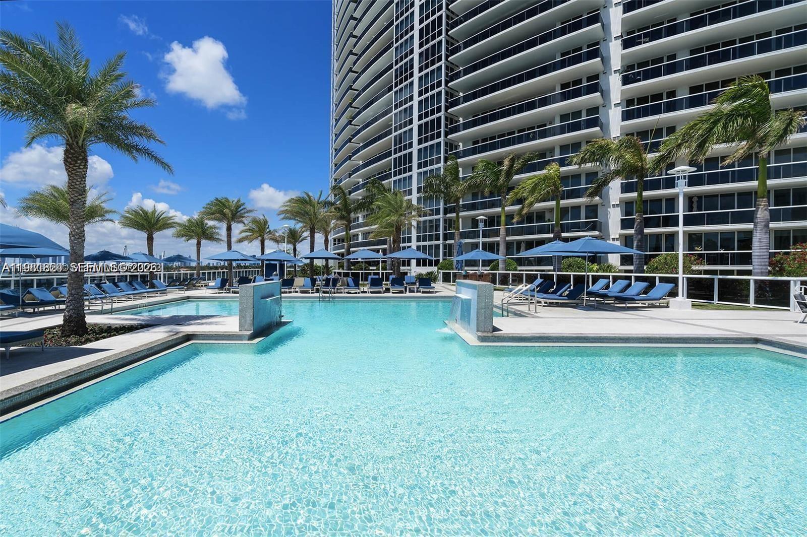 400 Alton Road, Unit 407 Miami Beach, FL 33139 - Photo 16 of 20
