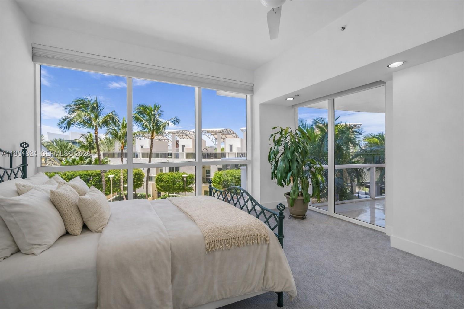 400 Alton Road, Unit 407 Miami Beach, FL 33139 - Photo 10 of 20