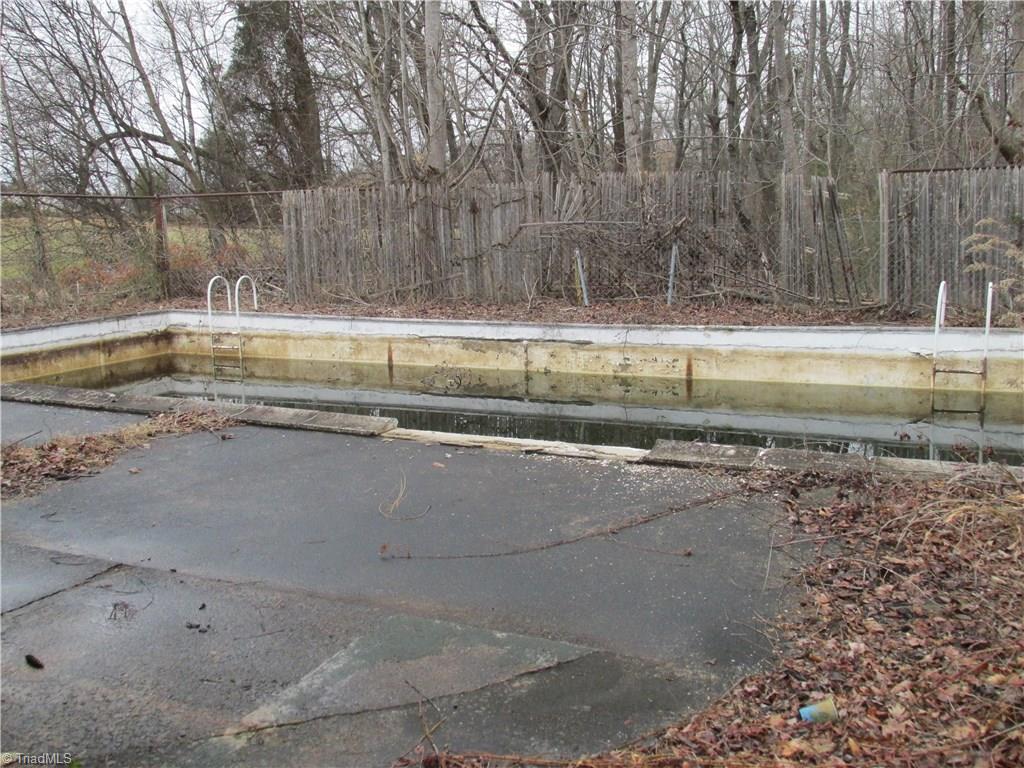 1225 Reedy Creek Road Lexington, NC 27295 - Photo 28 of 29 Gallery Image 28