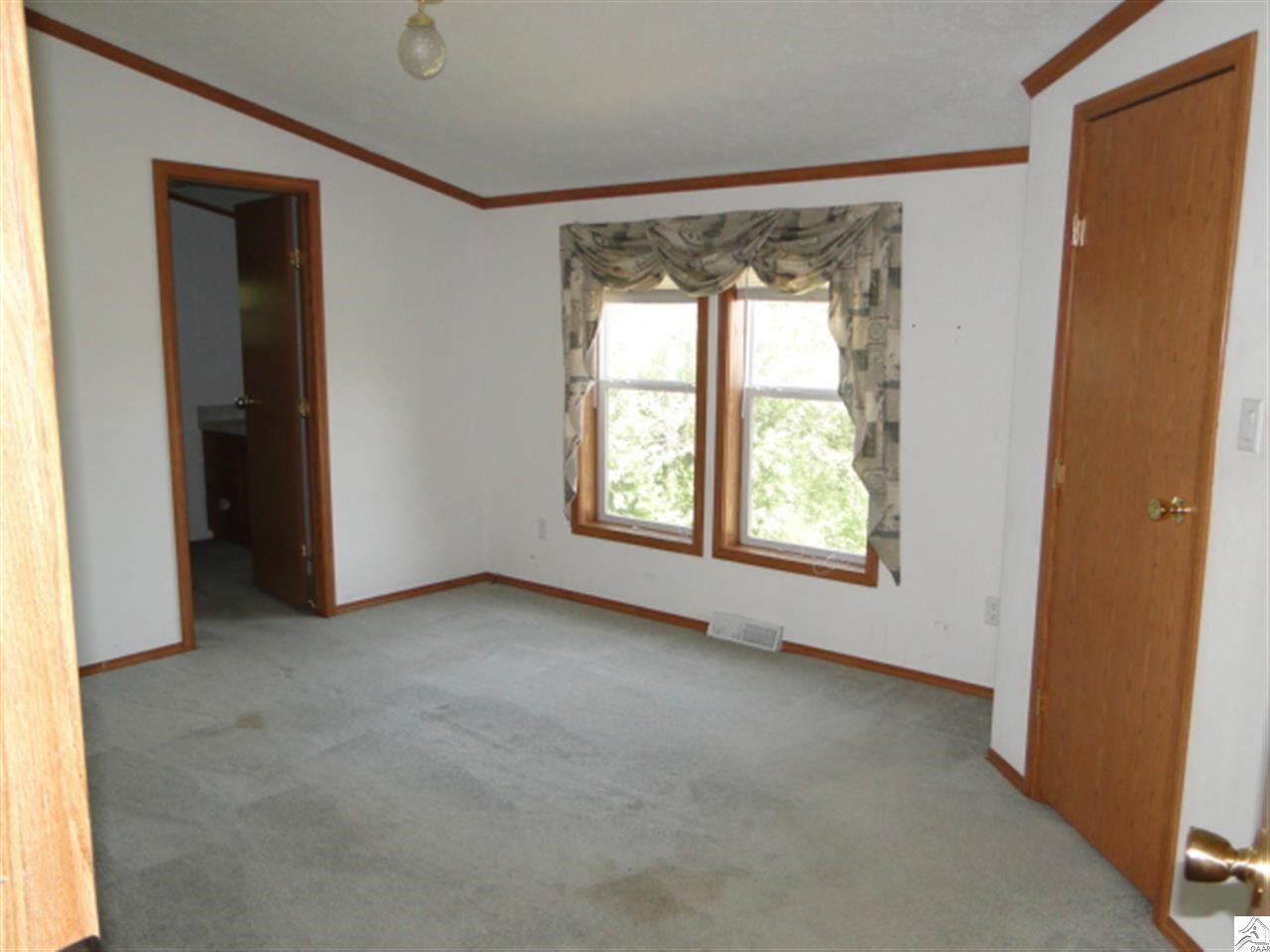 7589 Swan Lake Road Saginaw, MN 55779 - Photo 6 of 17 Gallery Image 6
