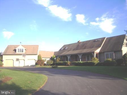 10 Southview Lane Lititz, PA 17543 - Photo 1 of 22