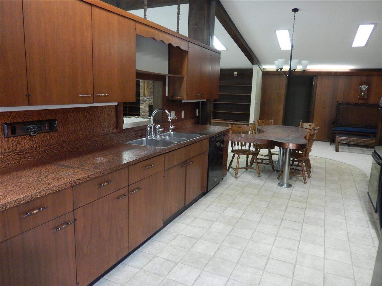 5616 Old Mill Road Fort Wayne, IN 46807 - Photo 7 of 29