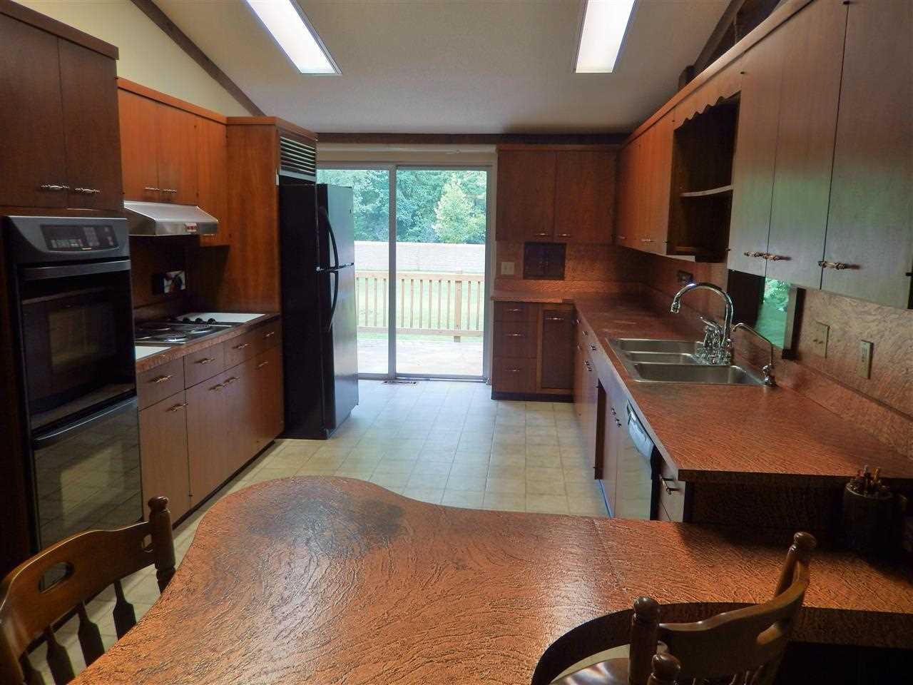 5616 Old Mill Road Fort Wayne, IN 46807 - Photo 8 of 29