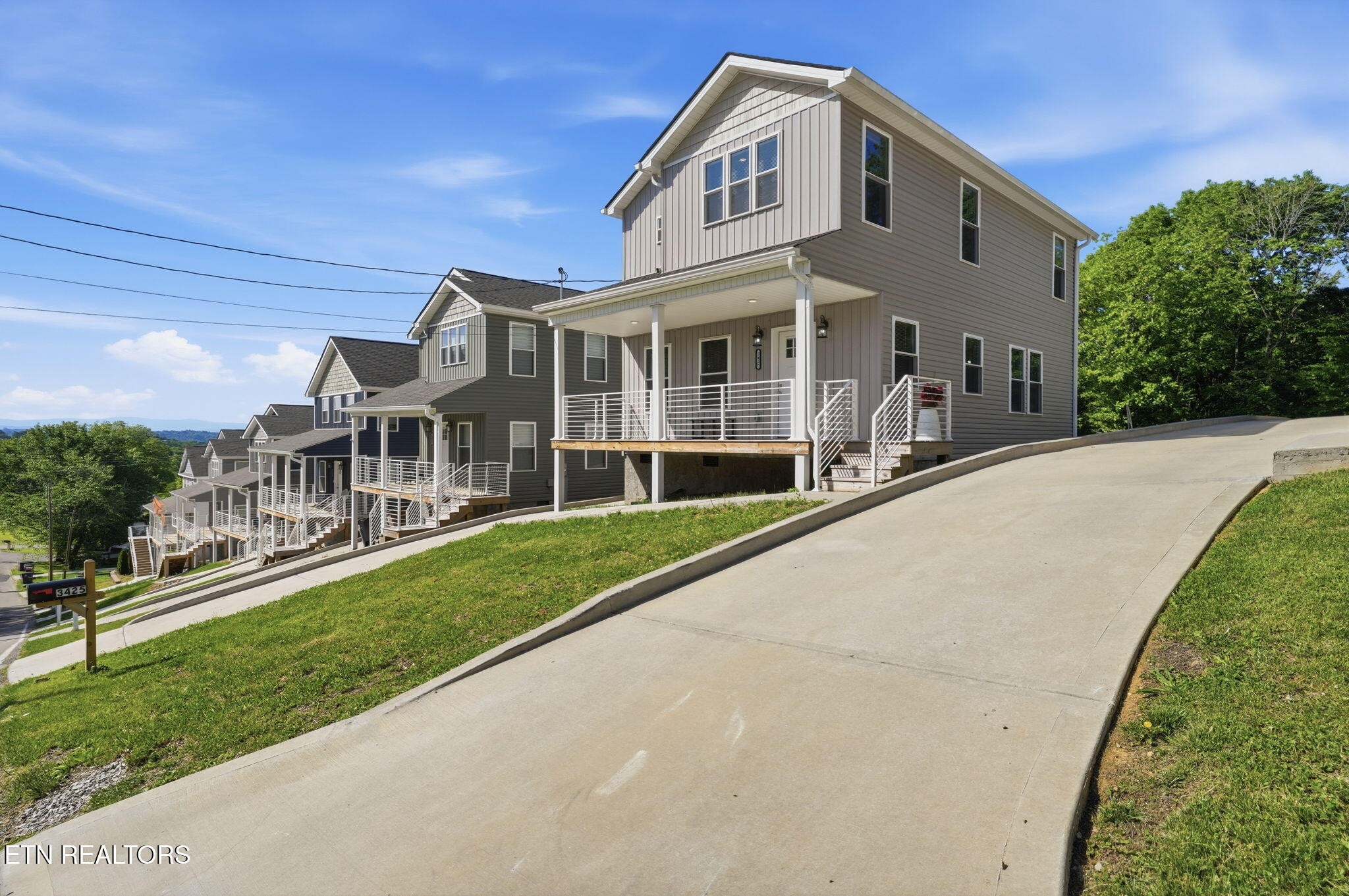 3425 Gap Road Knoxville, TN 37921 - Photo 2 of 28