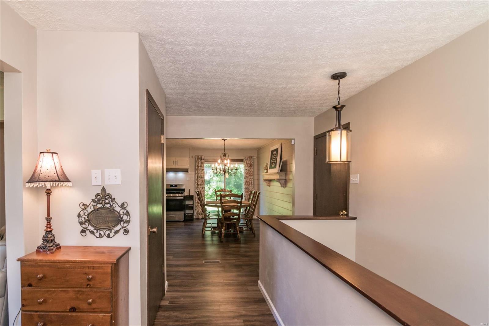 3307 Bluff Road Edwardsville, IL 62025 - Photo 3 of 42 Gallery Image 3