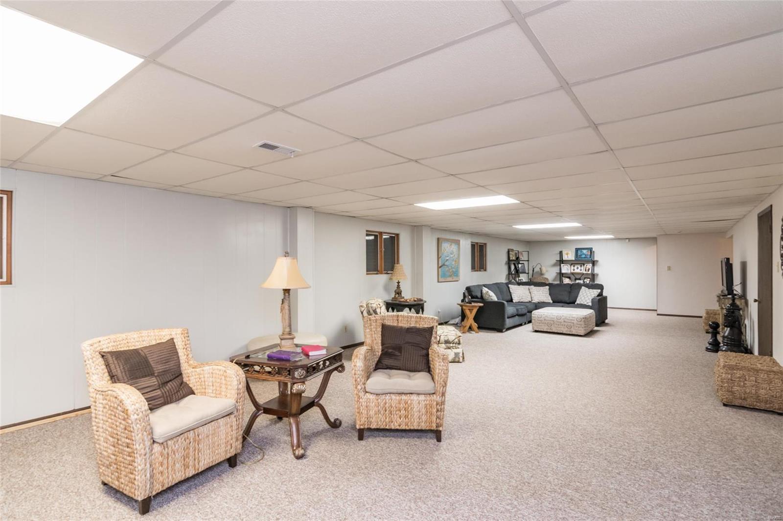 3307 Bluff Road Edwardsville, IL 62025 - Photo 27 of 42 Gallery Image 27