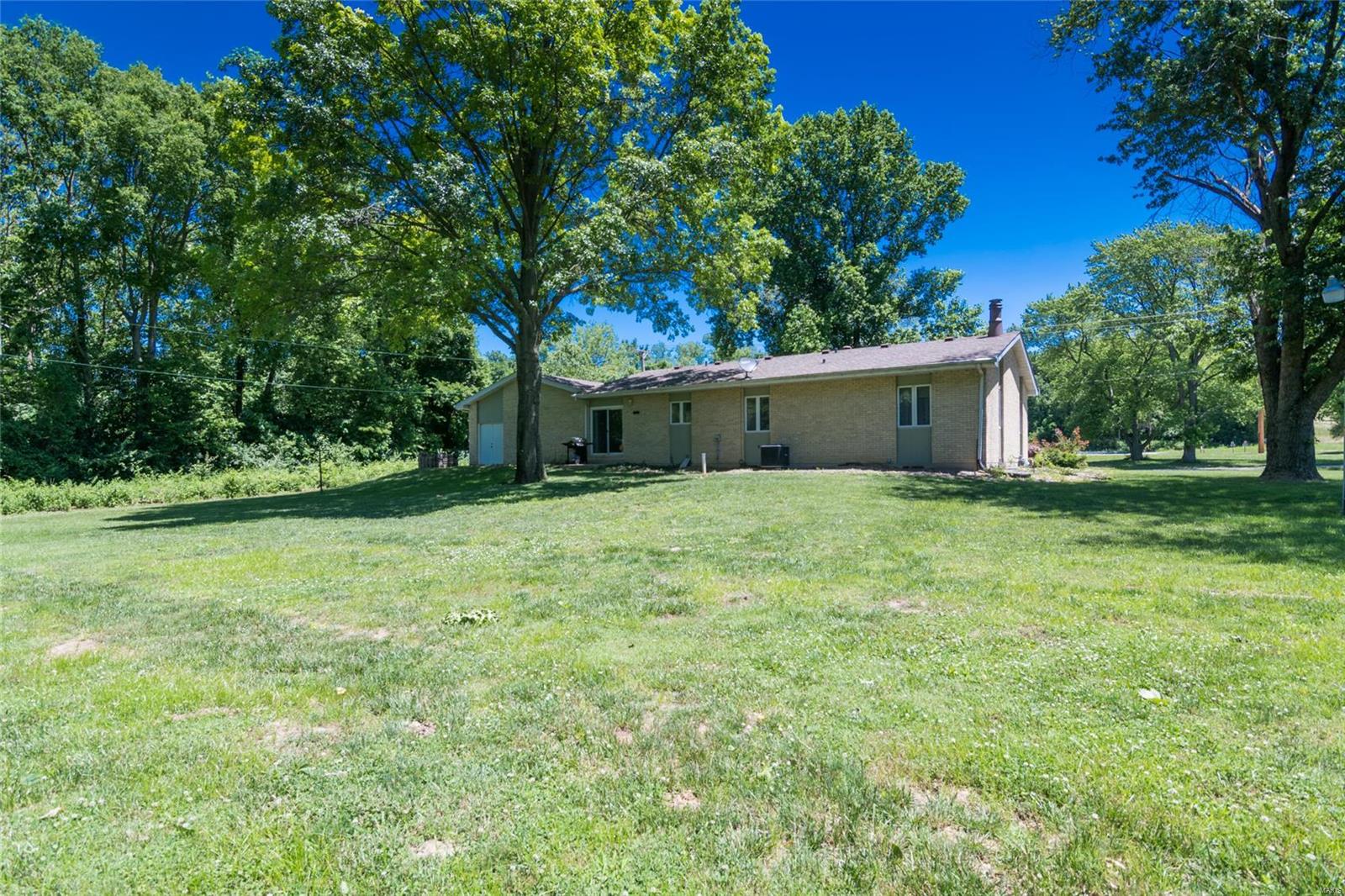 3307 Bluff Road Edwardsville, IL 62025 - Photo 32 of 42 Gallery Image 32