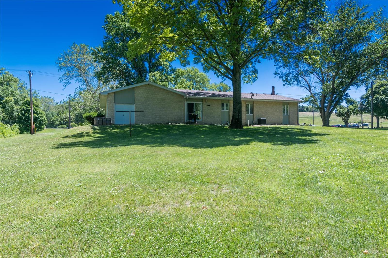 3307 Bluff Road Edwardsville, IL 62025 - Photo 34 of 42 Gallery Image 34