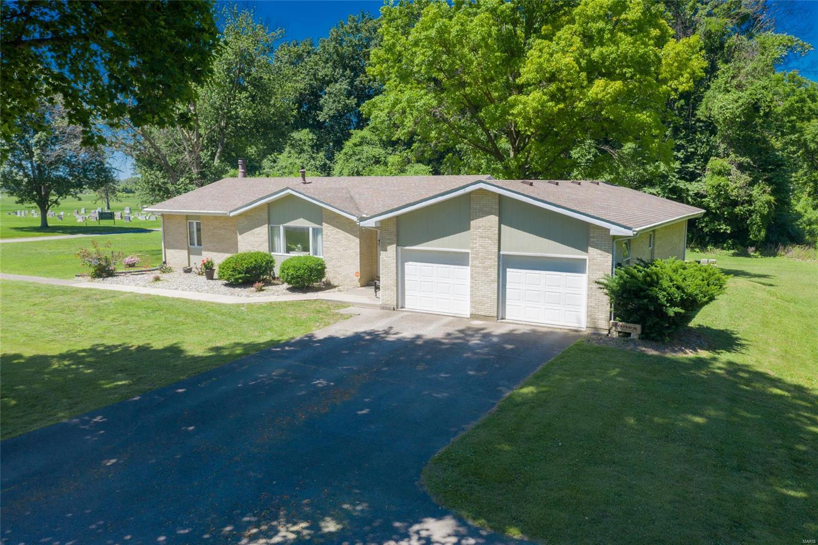 3307 Bluff Road Edwardsville, IL 62025 - Photo 35 of 42 Gallery Image 35