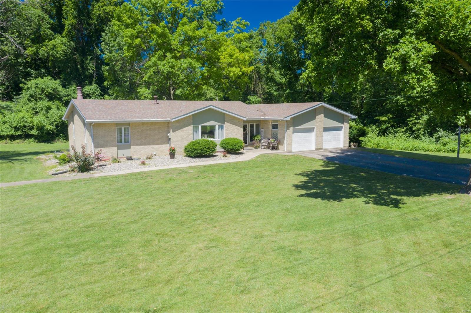 3307 Bluff Road Edwardsville, IL 62025 - Photo 36 of 42 Gallery Image 36
