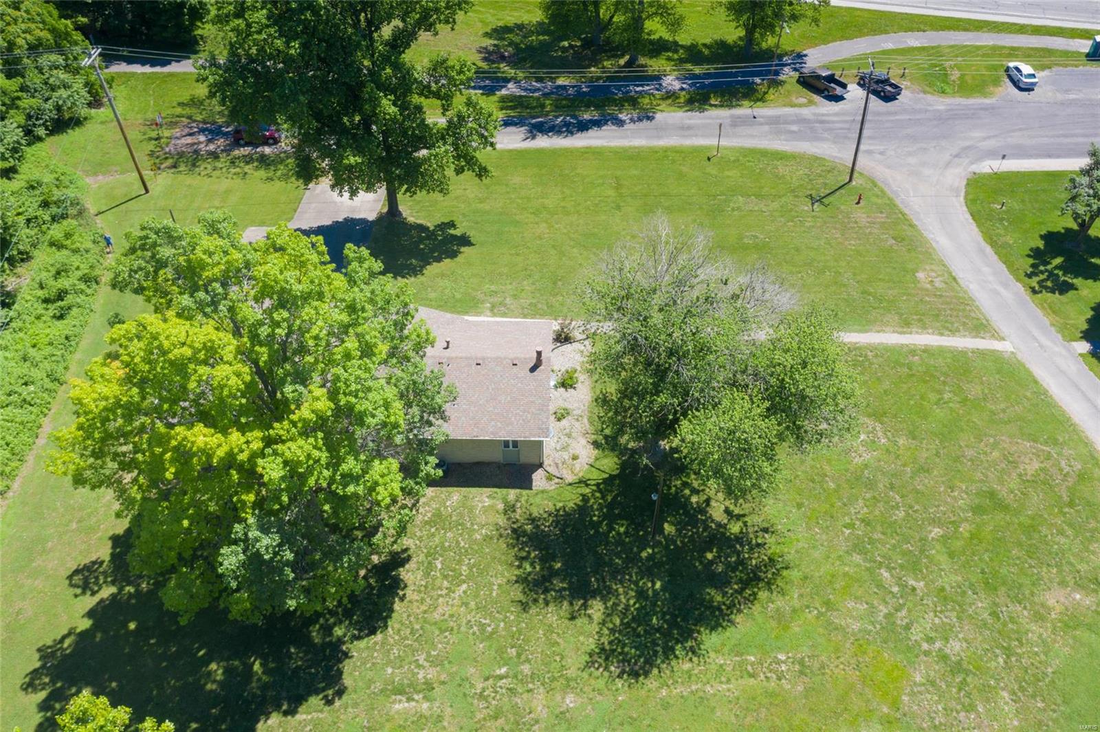 3307 Bluff Road Edwardsville, IL 62025 - Photo 39 of 42 Gallery Image 39