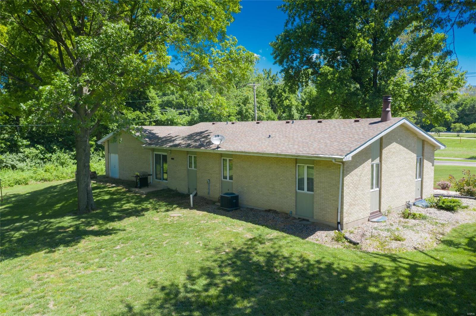 3307 Bluff Road Edwardsville, IL 62025 - Photo 40 of 42 Gallery Image 40